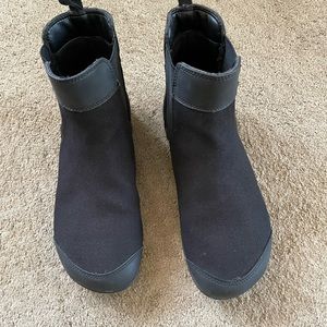 Xero Vienna Chelsea Boots